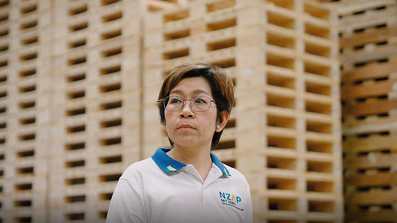 เปลี่ยน SMEs สู่ ‘สังคมคาร์บอนต่ำ’ ความท้าทายที่ใช้ทุกพลังร่วมขับเคลื่อนเส้นทางความสำเร็จของ ‘พาเลทเมกเกอร์ กรุ๊ป’ เริ่มจากเรียนรู้และเข้าใจ