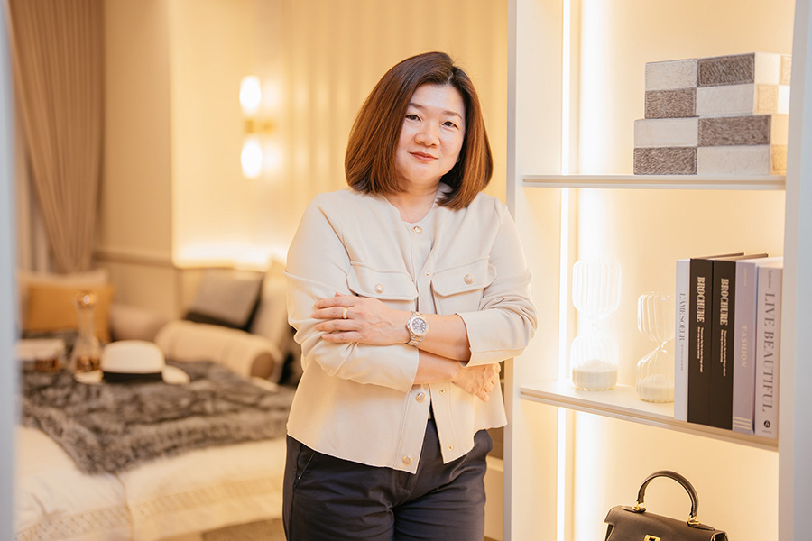 10289 SPALI Bussarin