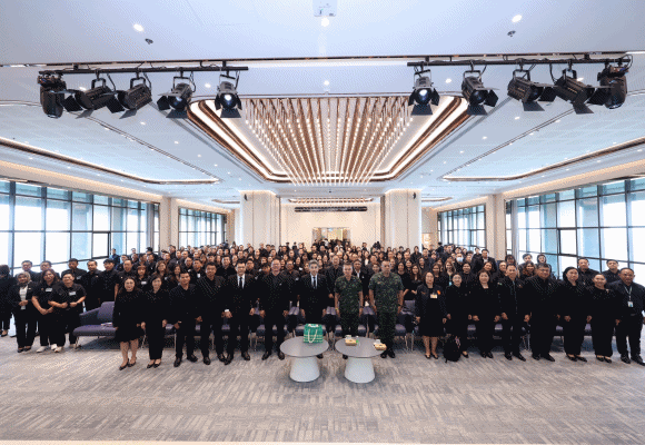 ธ.ก.ส. จัดกิจกรรมบรรยายพิเศษ ‘Balance & Leadership : ครองตน ครองคน ครองงาน เพื่อเข้าใจ เข้าถึง พัฒนา ตามศาสตร์พระราชา’ ในโอกาสครบรอบวันสถาปนาธนาคาร ปี 2568