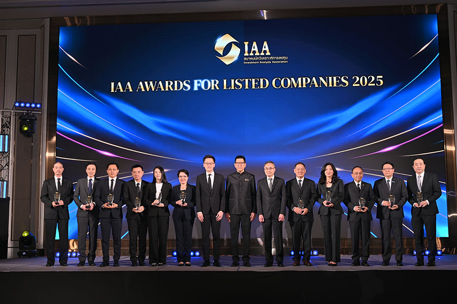 11061 Outstanding CEO