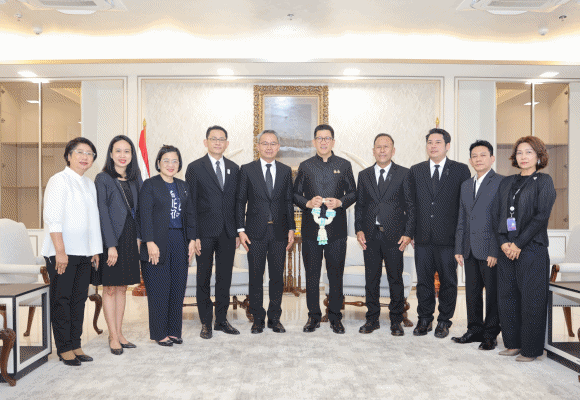 SME D Bank สวัสดีปีใหม่ ดร.เอกนิติ นิติทัณฑ์ประภาศ รองนายกรัฐมนตรี และ รมว.คลัง สร้างกำลังใจมุ่งมั่นภารกิจพัฒนาคู่เติมทุน หนุนเอสเอ็มอีไทยเติบโตยั่งยืน