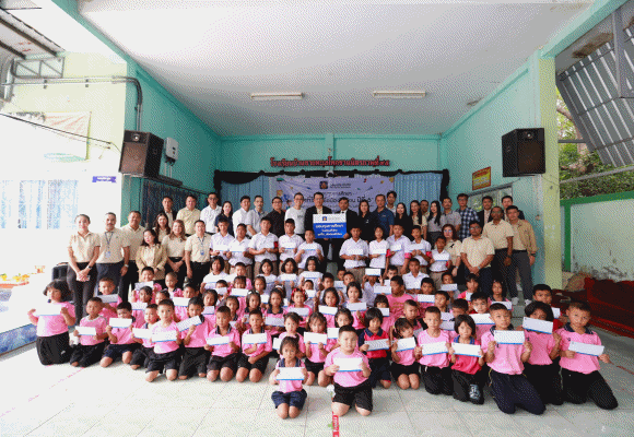 วิริยะประกันภัย จัดพิธีมอบทุน &lsquo;สุขที่ให้...เพื่อน้องได้เรียน&rsquo; ปี 6 ส่งเสริมเยาวชนคุณภาพ ในพื้นที่ภาคกลาง &ndash; ตะวันตก