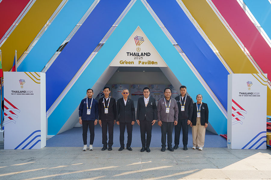 โคราชพร้อมเต็มสูบ! ผู้ว่าฯ นครราชสีมา เปิดนิทรรศการ Green Pavilion รับเจ้าภาพอาเซียนพาราเกมส์ ครั้งที่ 13