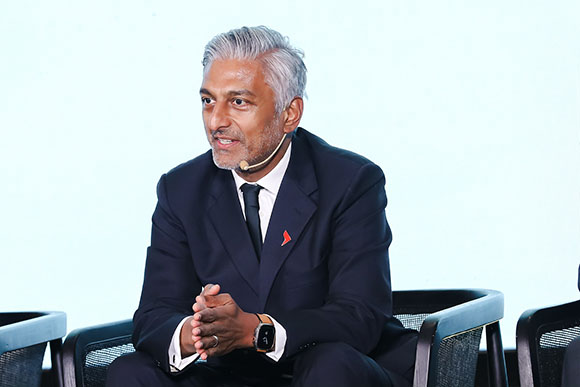 2100 ES SG วิส นายาร์