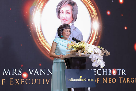 4131 Vannee Leelavechbutr