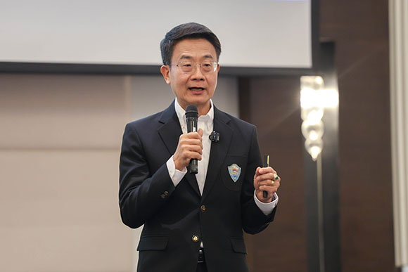 4201 สภาหอการค้า ดร วิศิษฐ์