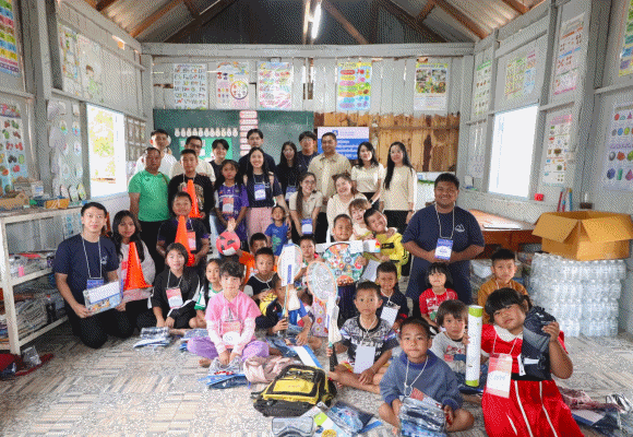5185 Viriyah แบกโดนัทขึ้นดอย