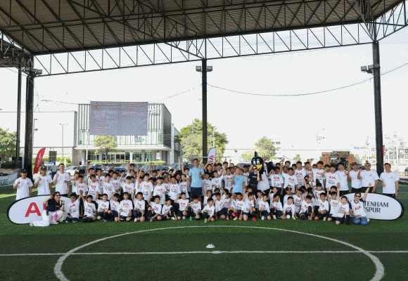 10337 AIA Spur Football Clinic 2