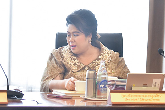 ร่างเอกสารถ้อยแถลงในการประชุมรัฐมนตรีอาเซียนว่าด้วยวิทยาศาสตร์ เทคโนโลยีและนวัตกรรม ด้านปัญญาประดิษฐ์ [ASEAN Ministerial Meeting on Science, Technology and Innovation (AMMSTI) Statement on Artificial Intelligence (AI)]