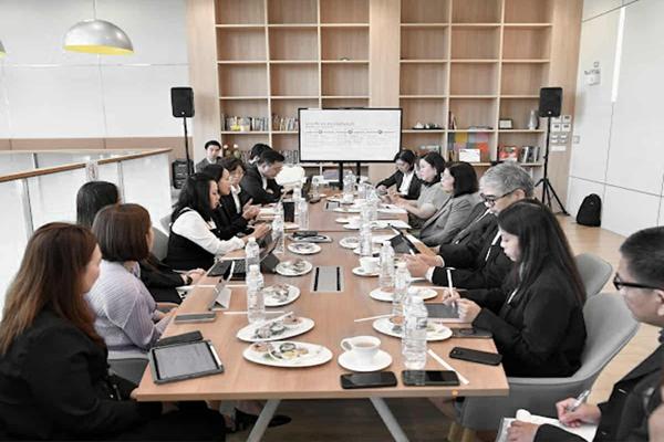 พาณิชย์ ถก ก.ล.ต. ดันใช้ทรัพย์สินทางปัญญาเป็นหลักประกันขอสินเชื่อ-ระดมทุน