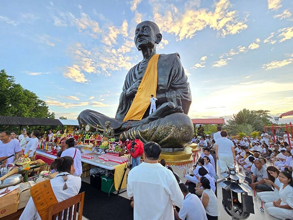 วัดตาลเจ็ดยอด รับนโยบายการท่องเที่ยวของพ่อเมือง จัดพิธีจุดเทียนมนต์อักขระแห่งองค์ท้าวเวสสุวรรณ